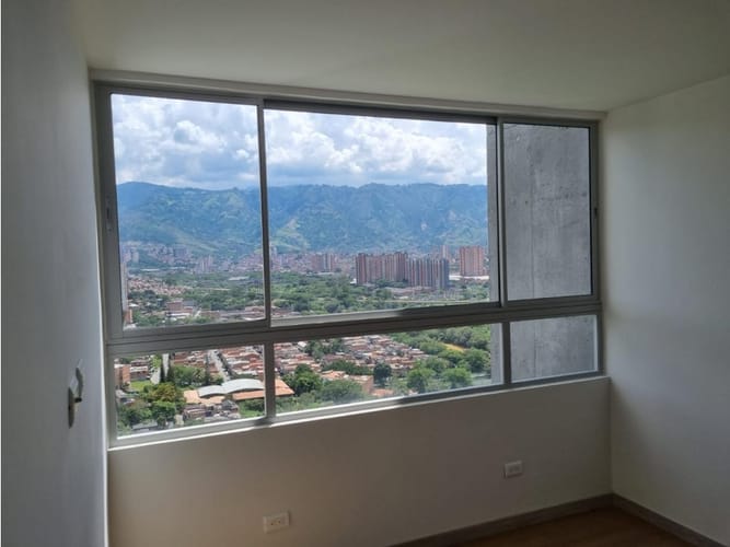 Apartamento de 3 alcobas en venta en Machado, Copacabana, 66 m² · foto 6 de 19
