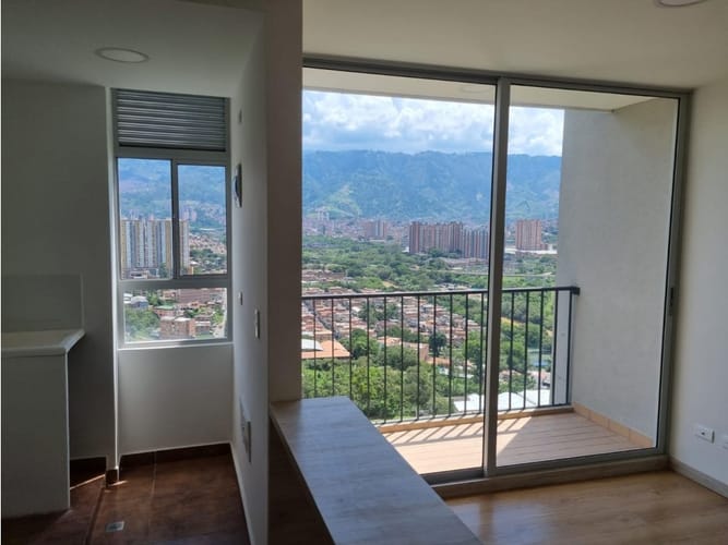 Apartamento de 3 alcobas en venta en Machado, Copacabana, 66 m² · foto 7 de 19