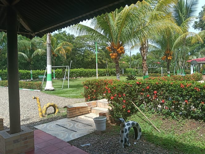 Finca en venta en Cairo Alto, Villavicencio, 3300 m² · foto 5 de 9