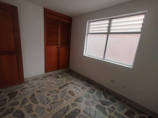 Apartamento de 4 alcobas en arriendo en El Portal, Itagüí, 110 m² · foto 11 de 22