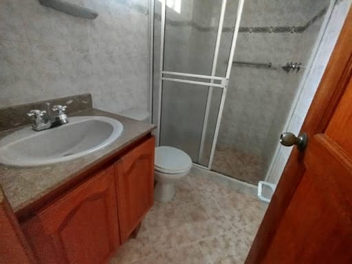 Apartamento de 4 alcobas en arriendo en El Portal, Itagüí, 110 m² · foto 19 de 22