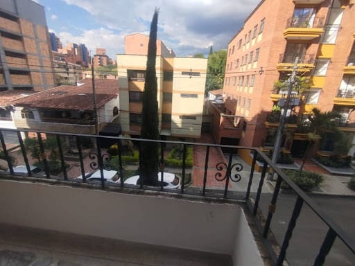 Apartamento de 4 alcobas en arriendo en El Portal, Itagüí, 110 m² · foto 22 de 22