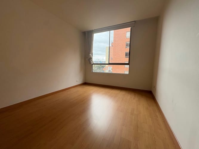 Apartamento en venta en Lagos De Cordoba, Bogotá · foto 6 de 24