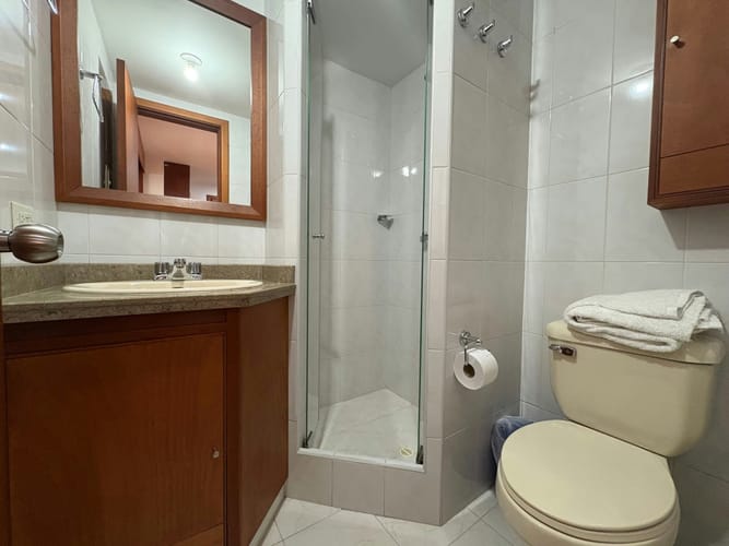 Apartamento en venta en Lagos De Cordoba, Bogotá · foto 8 de 24