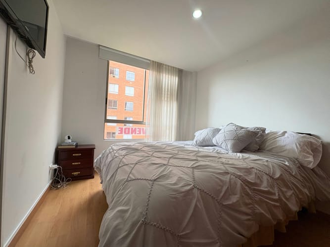 Apartamento en venta en Lagos De Cordoba, Bogotá · foto 10 de 24