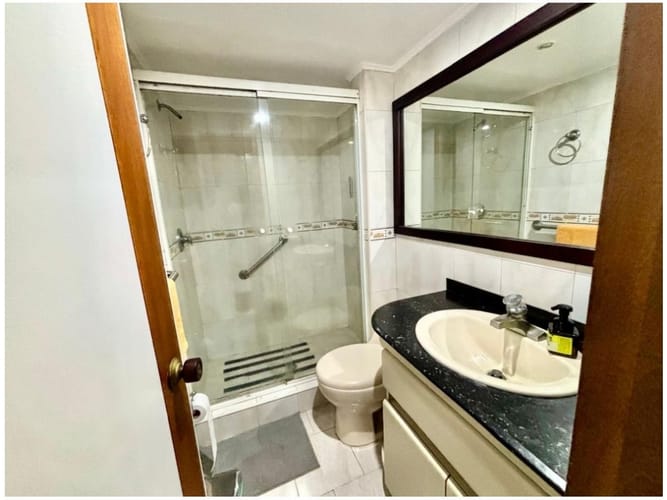 Apartamento de 3 alcobas en venta en Los Balsos, Medellín, 200 m² · foto 10 de 12