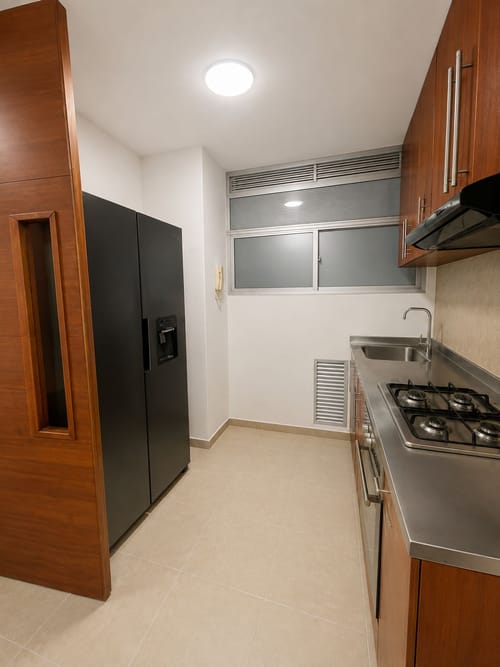 Apartamento de 3 alcobas en venta en Cedritos, Bogotá, 90 m² · foto 2 de 14