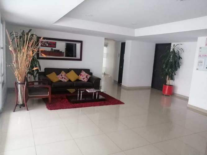 Apartamento de 3 alcobas en venta en Cedritos, Bogotá, 90 m² · foto 7 de 14
