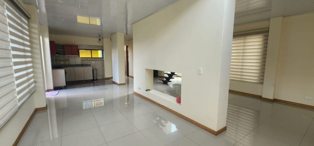 Casa de 3 alcobas en venta en Siberia, Cota, 306 m² · foto 4 de 24