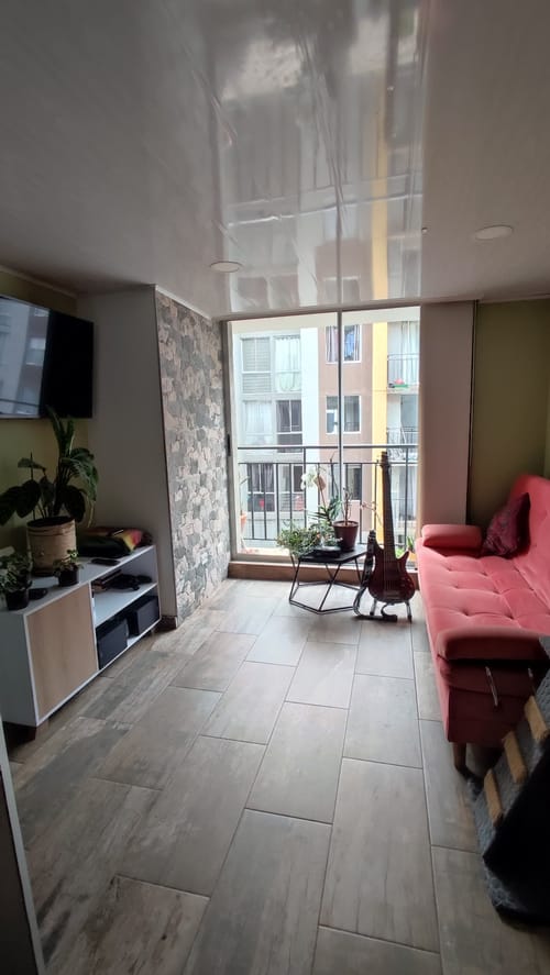 Apartamento de 2 alcobas en venta en Isla Del Sol, Bogotá, 41 m² · foto 2 de 9
