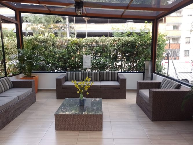 Apartamento de 3 alcobas en venta en Los Colores, Medellín, 67 m² · foto 10 de 24