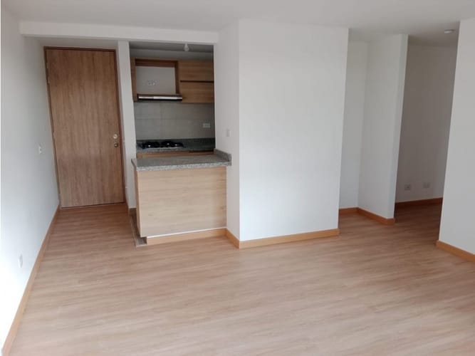 Apartamento de 3 alcobas en venta en Cerezos, Mosquera, 59 m² · foto 5 de 11