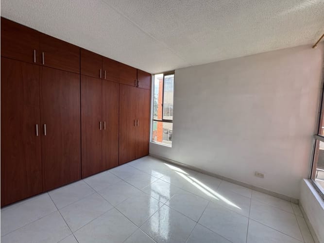 Apartamento de 3 alcobas en venta en Villa Italia, Soacha, 51 m² · foto 16 de 18