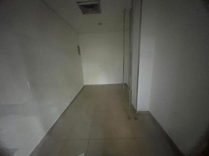 Local en venta en El Centro, Cartagena, 10 m² · foto 2 de 6
