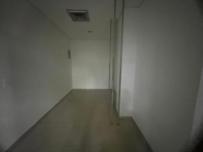 Local en venta en El Centro, Cartagena, 10 m² · foto 3 de 6