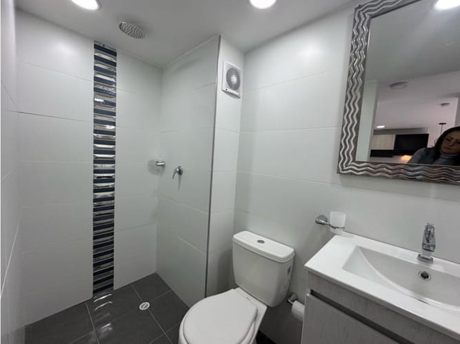 Apartaestudio en venta en Fontibon, Bogotá, 32 m² · foto 2 de 15