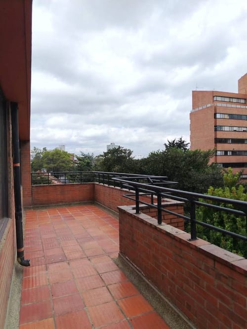 Apartamento de 3 alcobas en venta en Quinta Camacho, Bogotá, 177 m² · foto 9 de 24