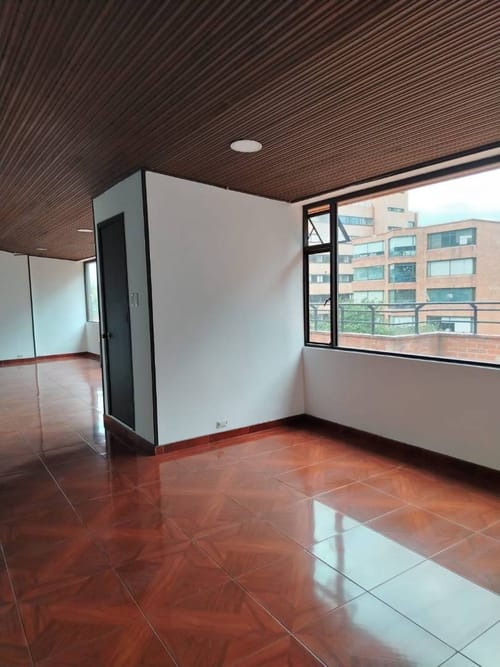 Apartamento de 3 alcobas en venta en Quinta Camacho, Bogotá, 177 m² · foto 22 de 24