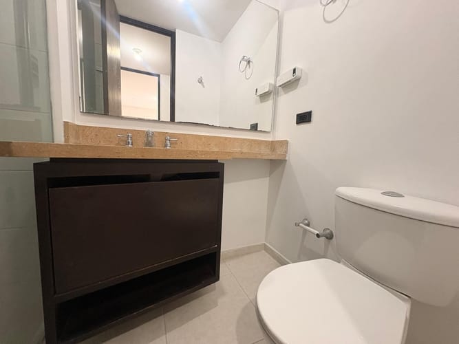 Apartamento de 3 alcobas en arriendo en Loma De San Jose, Sabaneta, 78 m² · foto 14 de 14