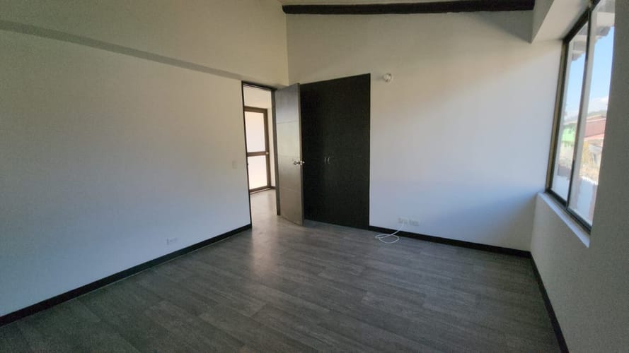 Casa de 3 alcobas en arriendo en El Abra, Cota, 180 m² · foto 12 de 24