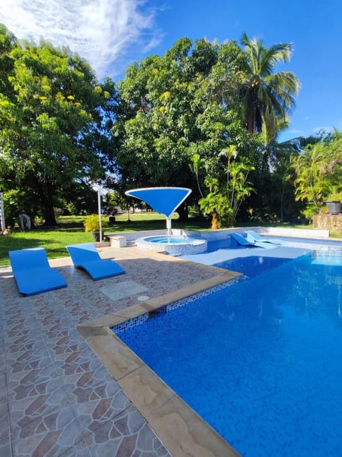 Casa de 7 alcobas en venta en Girardot, Girardot, 400 m² · foto 3 de 17