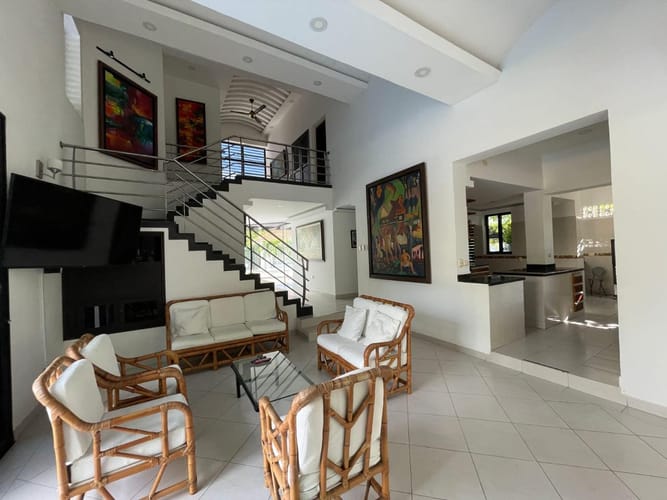 Casa de 7 alcobas en venta en Girardot, Girardot, 400 m² · foto 8 de 17