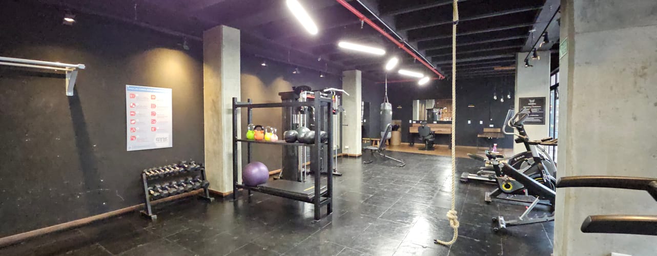 Apartaestudio en venta en La Candelaria, Bogotá, 37 m² · foto 8 de 24
