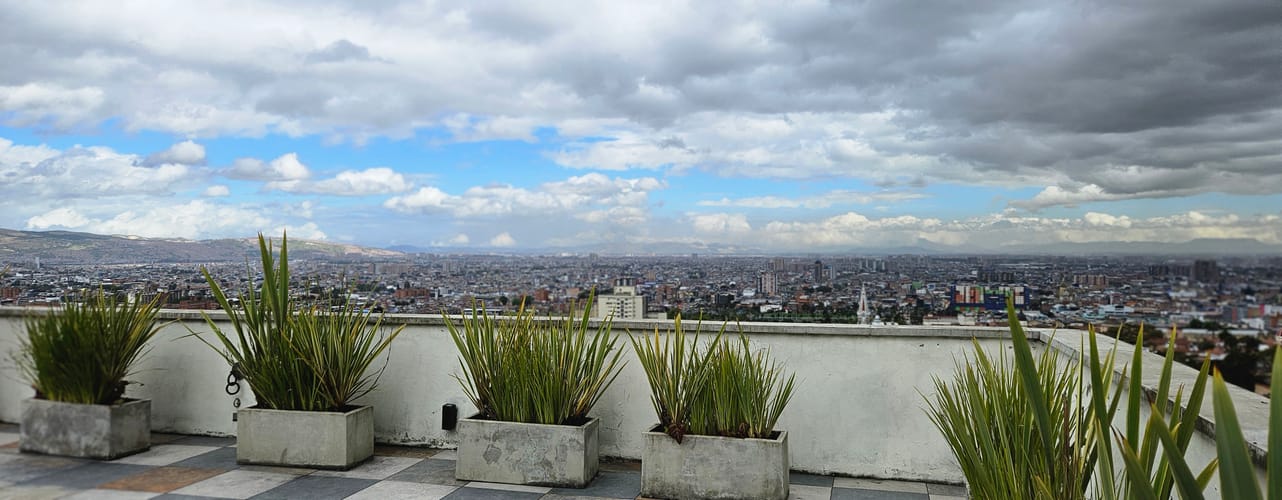 Apartaestudio en venta en La Candelaria, Bogotá, 37 m² · foto 23 de 24