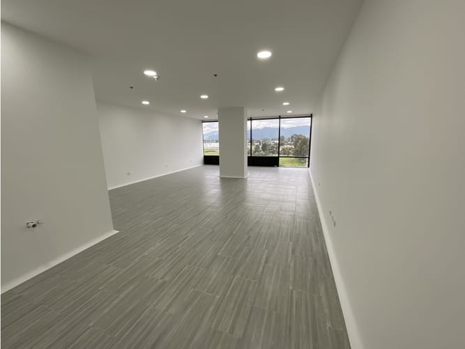 Oficina en arriendo en Canelon, Cajicá, 75 m² · foto 2 de 9