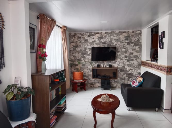 Casa de 6 alcobas en venta en San Mateo, Soacha, 144 m² · foto 3 de 18