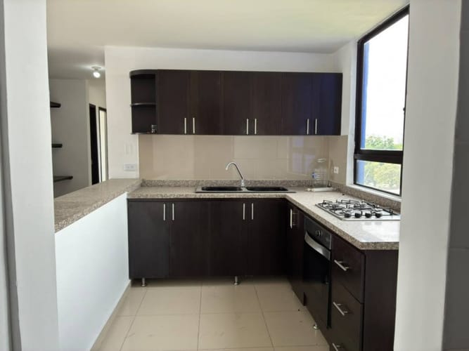 Apartamento de 3 alcobas en venta en Picaleña Y Mirolindo, Ibagué, 80 m² · foto 3 de 20