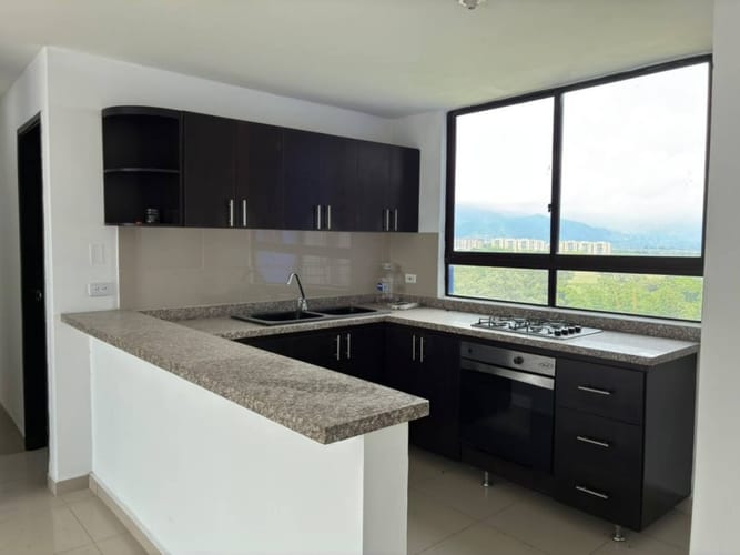 Apartamento de 3 alcobas en venta en Picaleña Y Mirolindo, Ibagué, 80 m² · foto 4 de 20