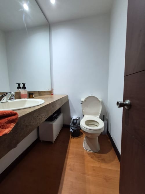 Apartamento de 4 alcobas en venta en Cedritos, Bogotá, 127 m² · foto 9 de 23