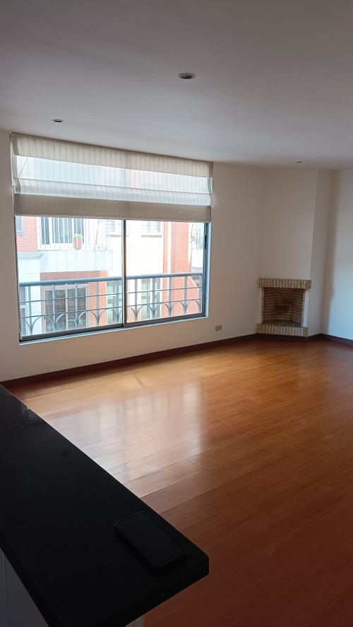 Apartamento de 1 alcoba en arriendo en Chico, Bogotá, 50 m² · foto 3 de 6