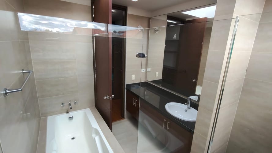 Casa de 3 alcobas en venta en Camino La Floresta, Chía, 140 m² · foto 22 de 24