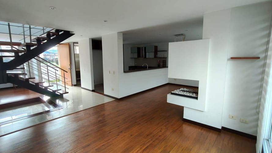 Casa de 3 alcobas en venta en Camino La Floresta, Chía, 140 m² · foto 2 de 24