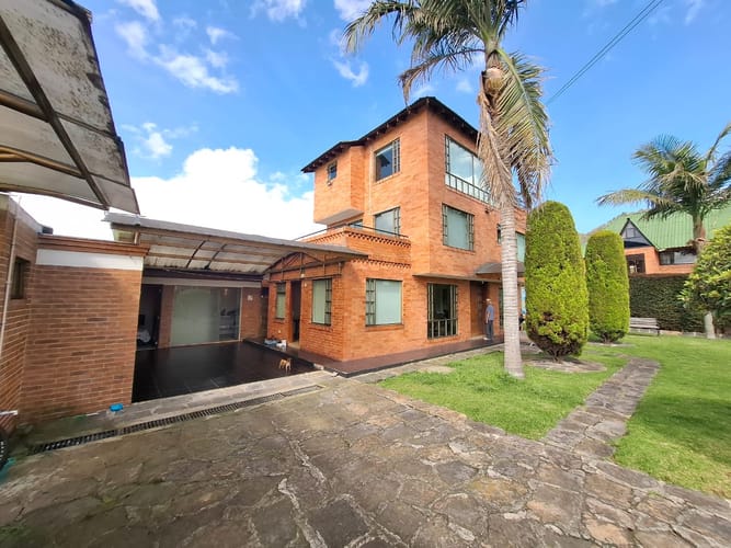 Casa de 6 alcobas en venta en Fonquetá, Chía, 285 m² · foto 3 de 19