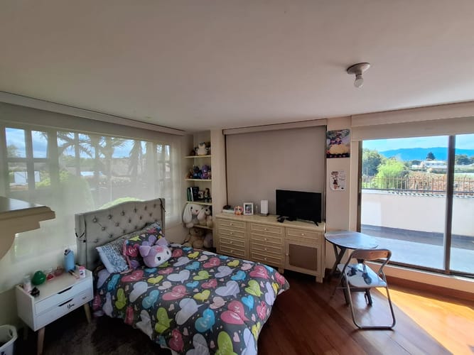Casa de 6 alcobas en venta en Fonquetá, Chía, 285 m² · foto 10 de 19