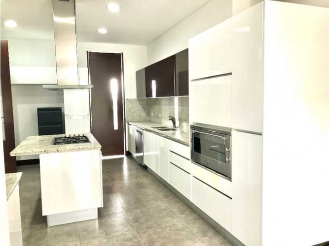Apartamento de 4 alcobas en venta en Cerros De Suba, Bogotá, 324 m² · foto 6 de 24