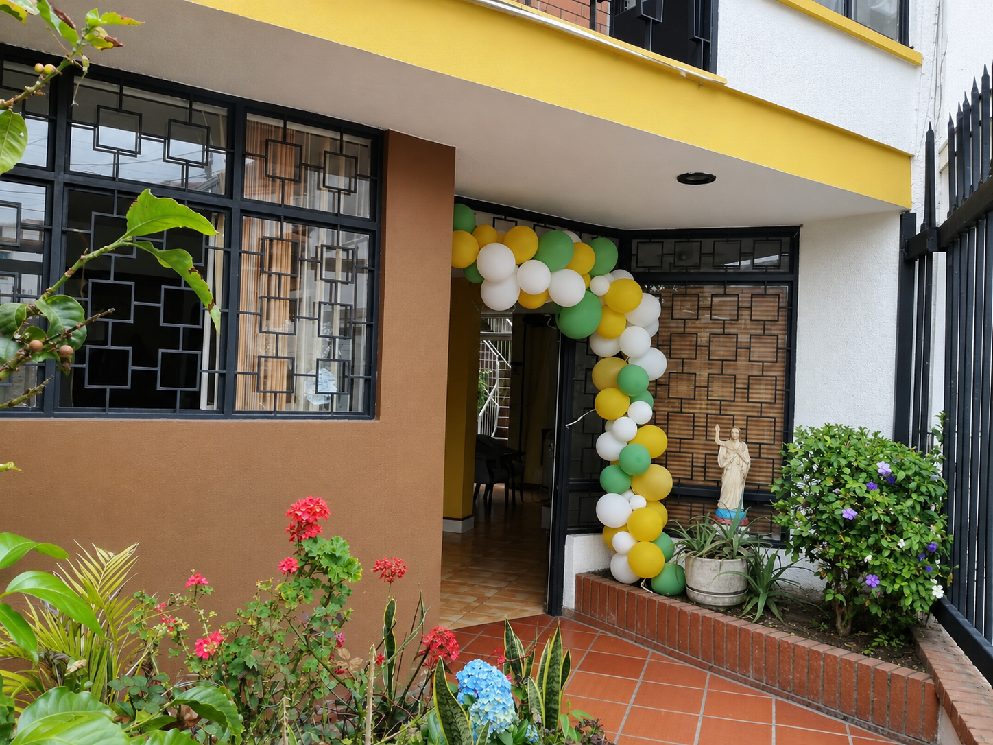 Casa en venta en Engativá, Bogotá · foto 8 de 17
