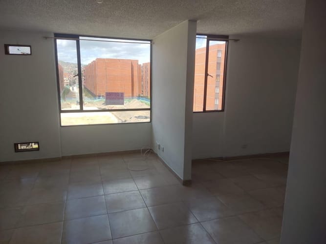 Apartamento de 3 alcobas en venta en Prado De Las Vegas Et. Ii, Soacha, 52 m² · foto 6 de 11