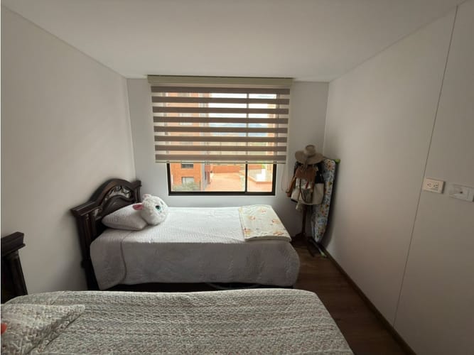 Apartamento de 3 alcobas en venta en Ciudad Salitre Oriental, Bogotá, 112 m² · foto 3 de 11