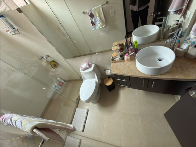 Apartamento de 3 alcobas en venta en Ciudad Salitre Oriental, Bogotá, 112 m² · foto 9 de 11