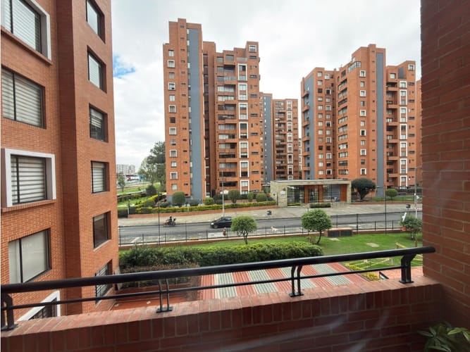 Apartamento de 3 alcobas en venta en Ciudad Salitre Oriental, Bogotá, 112 m² · foto 11 de 11