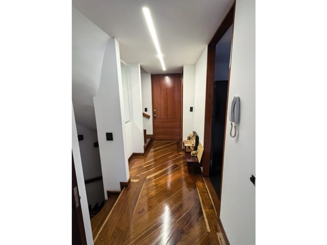 Casa de 2 alcobas en venta en La Floresta, Bogotá, 268 m² · foto 5 de 24