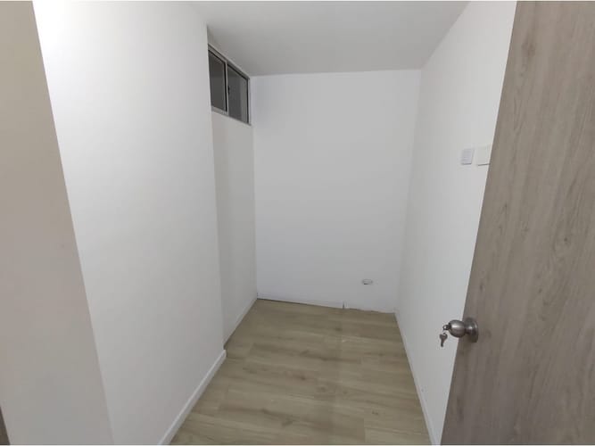 Apartaestudio en venta en El Tintal, Bogotá, 31 m² · foto 4 de 8