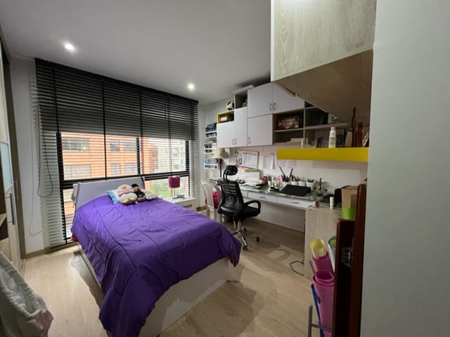 Apartamento de 3 alcobas en venta en Santa Barbara, Bogotá, 180 m² · foto 10 de 14