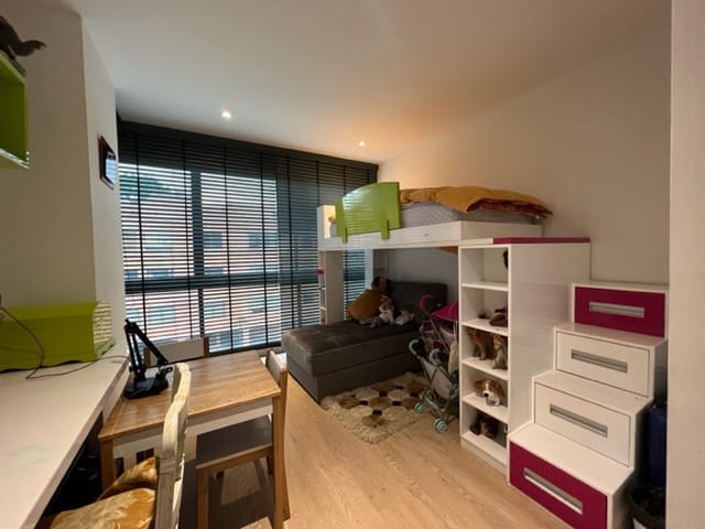 Apartamento de 3 alcobas en venta en Santa Barbara, Bogotá, 180 m² · foto 12 de 14