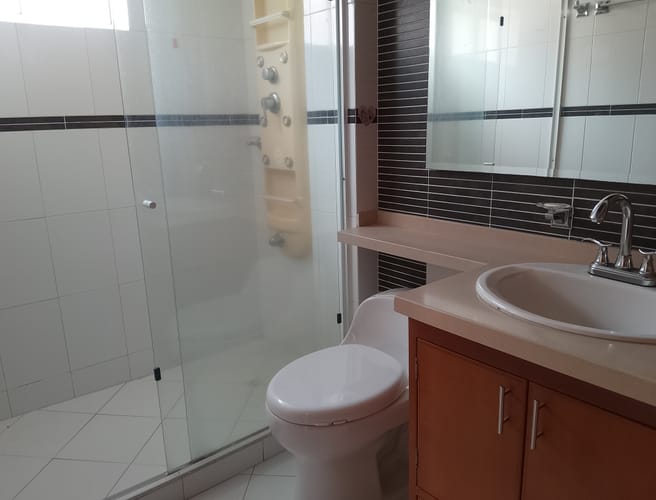 Casa de 3 alcobas en venta en Cañaveral, Floridablanca, 140 m² · foto 3 de 6