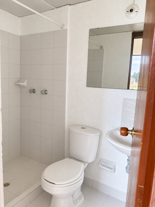 Apartamento de 3 alcobas en venta en Pinar De Suba, Bogotá, 50 m² · foto 11 de 12